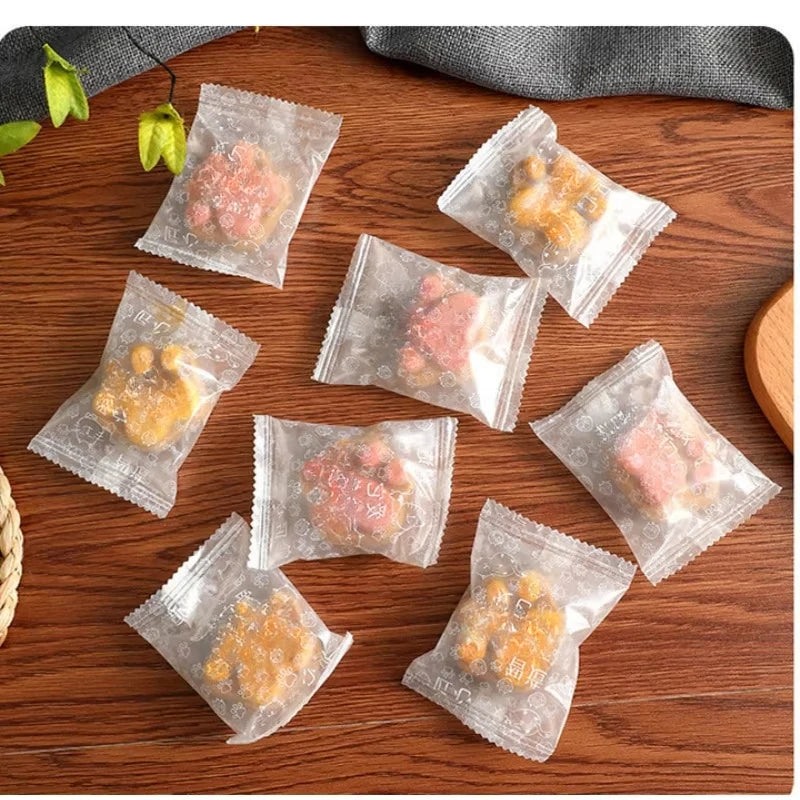10/20/50Pcs Cat Snacks Cat Biscuit Freeze-Dried Cat Claw Biscuits Dog Snacks Nutrition Fattening Snack Cat Training Reward Snack